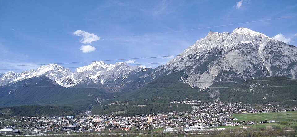 Stadtansicht von Telfs in Tirol – Umzugsunternehmen und Umzugsfirmen vor Ort finden
